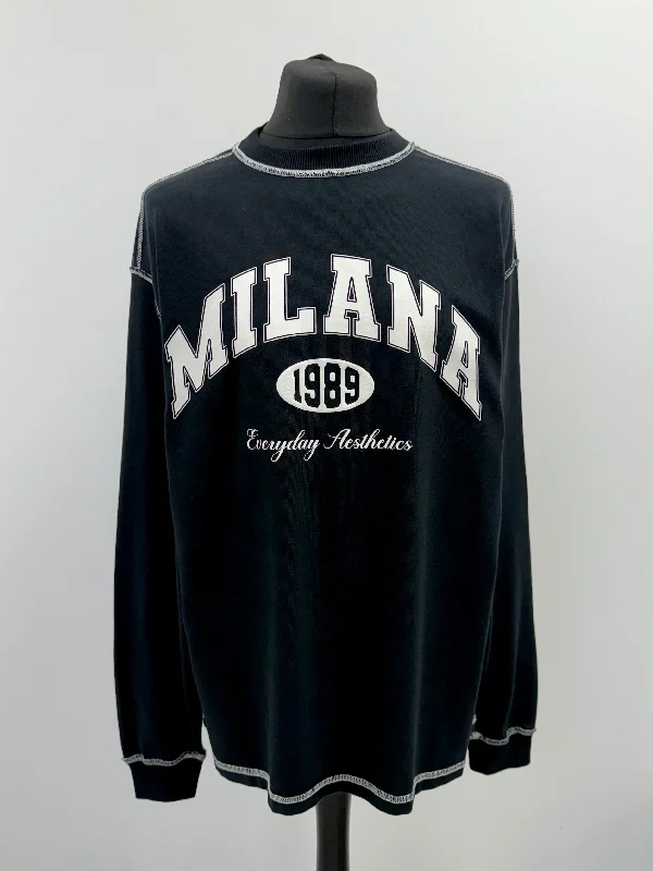 Black 1989 Heavyweight Long Sleeve T-shirt.