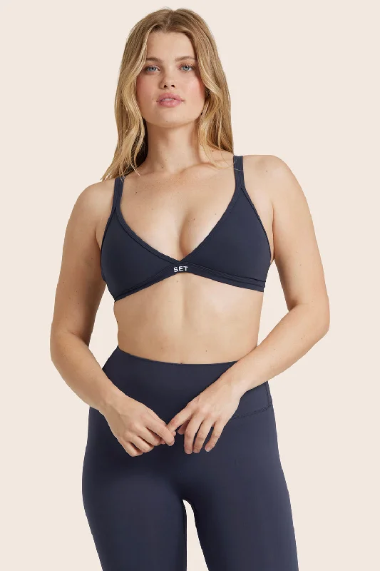 AIRLUXE™ BREATHE TRIANGLE BRA - SPADES