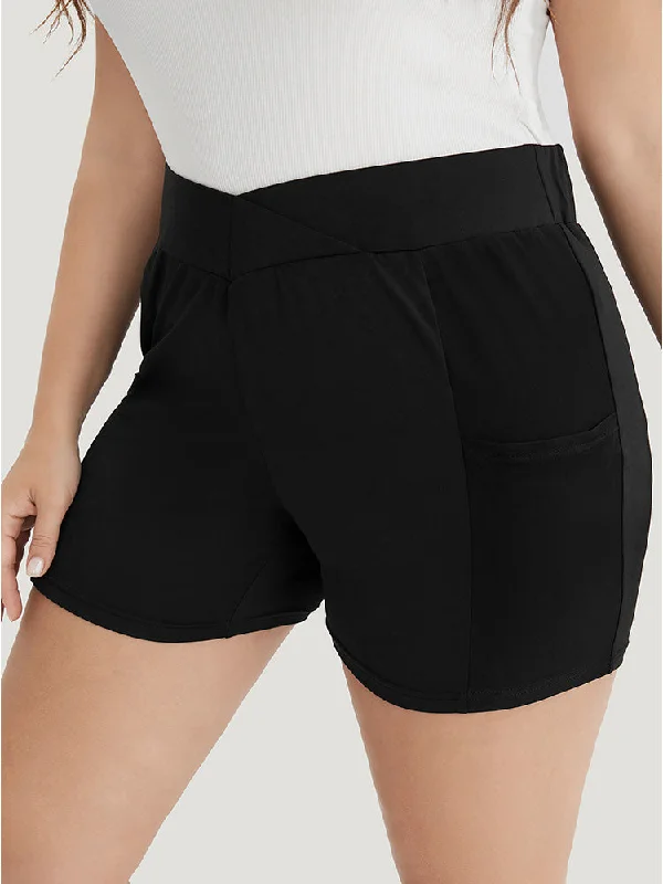 Plain V Waist Mesh Pocket Shorts